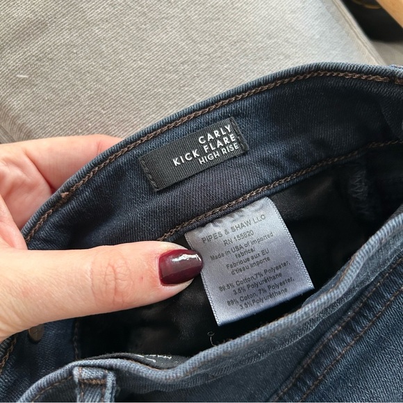 Veronica Beard Carly Kick Flare Wash Dark Jeans Size 26 - Picture 6 of 6